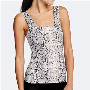 NWT varley aletta top nwt xs